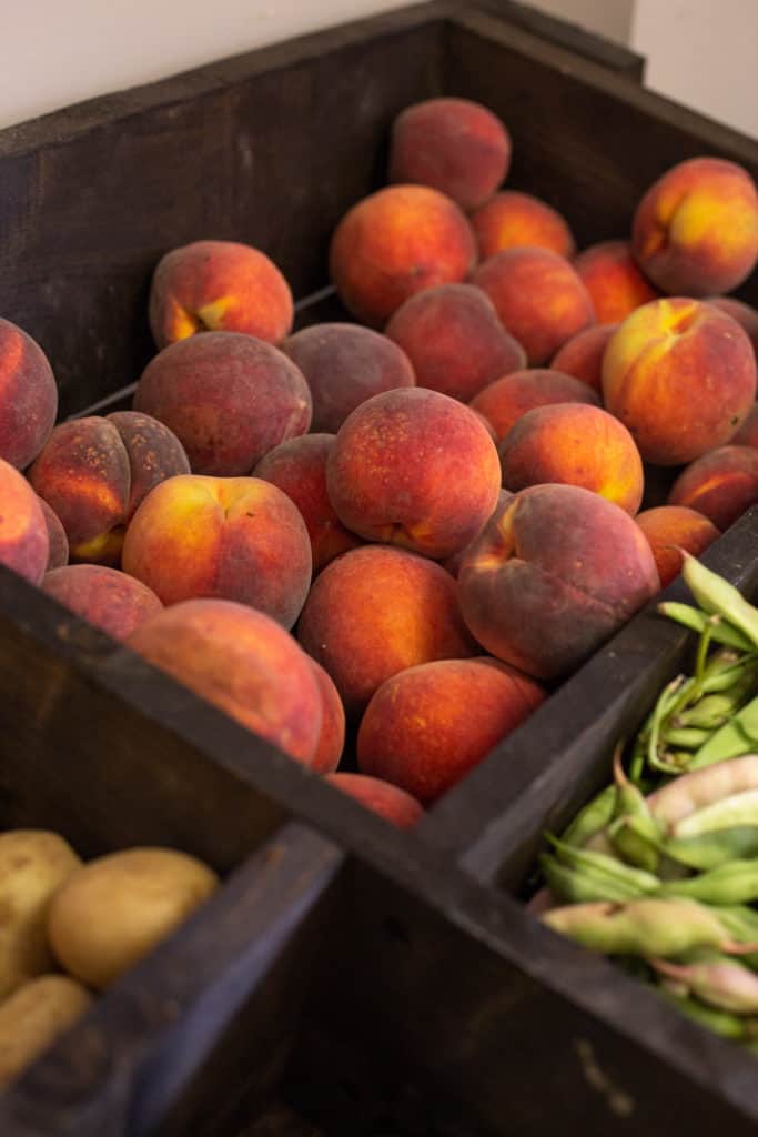 fresh peaches at the pop-up market